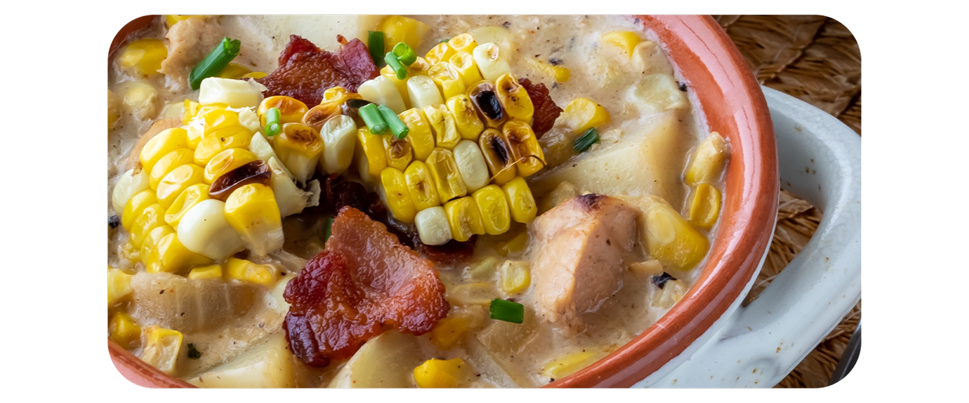 Caldo de milho com bacon, uma das receitas para o arraiá.